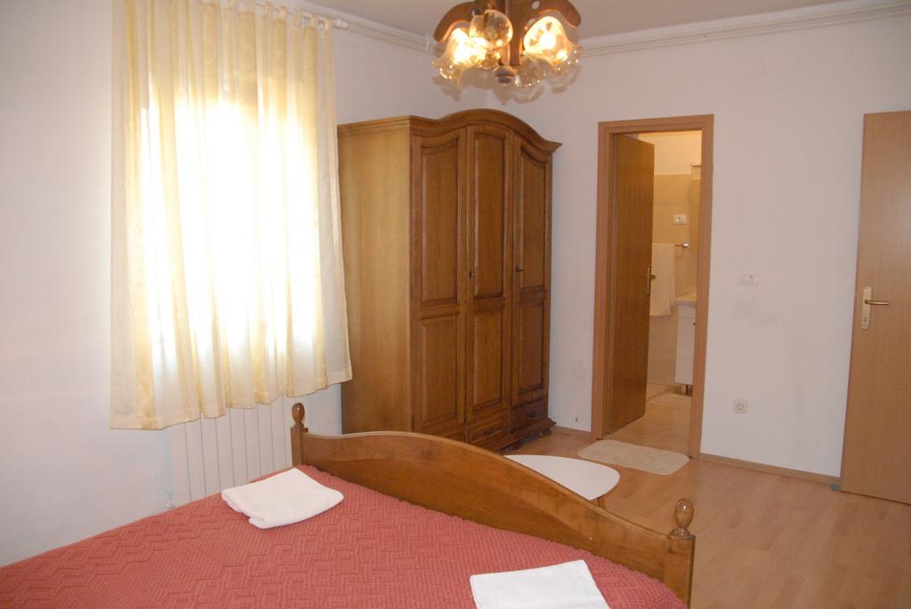 Rooms Danica Бале Екстер'єр фото