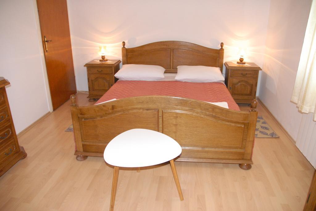 Rooms Danica Бале Екстер'єр фото