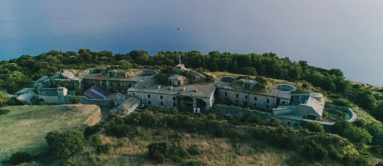 Rooms Danica Бале Екстер'єр фото
