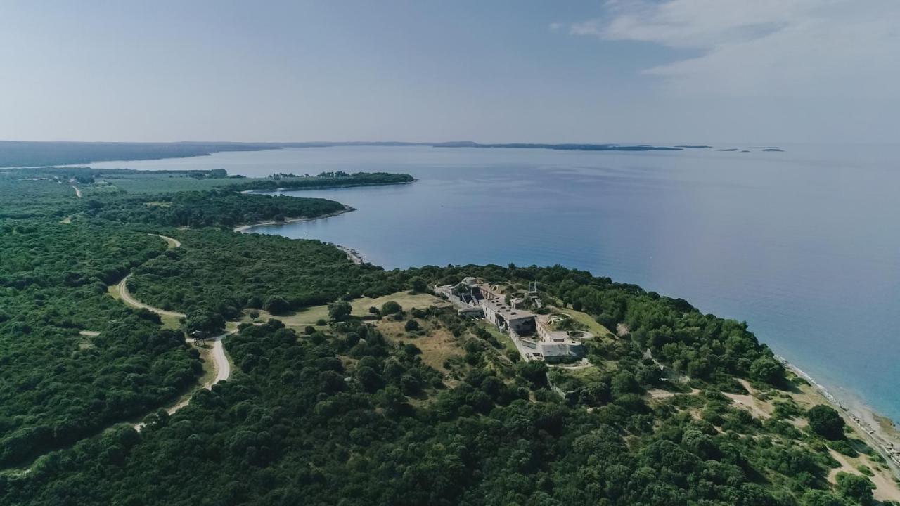 Rooms Danica Бале Екстер'єр фото